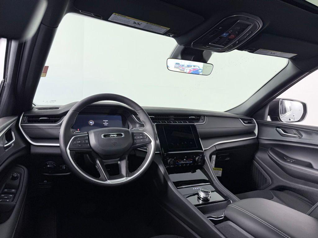 used 2026 Jeep Grand Cherokee car, priced at $35,977