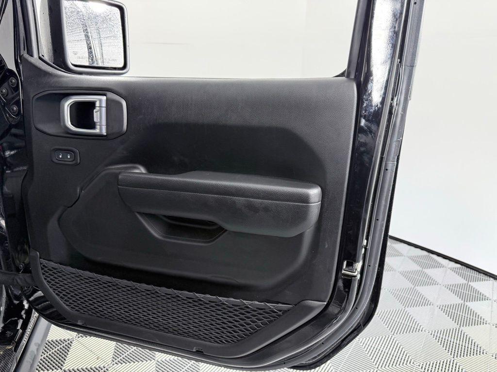 used 2024 Jeep Gladiator car, priced at $36,787