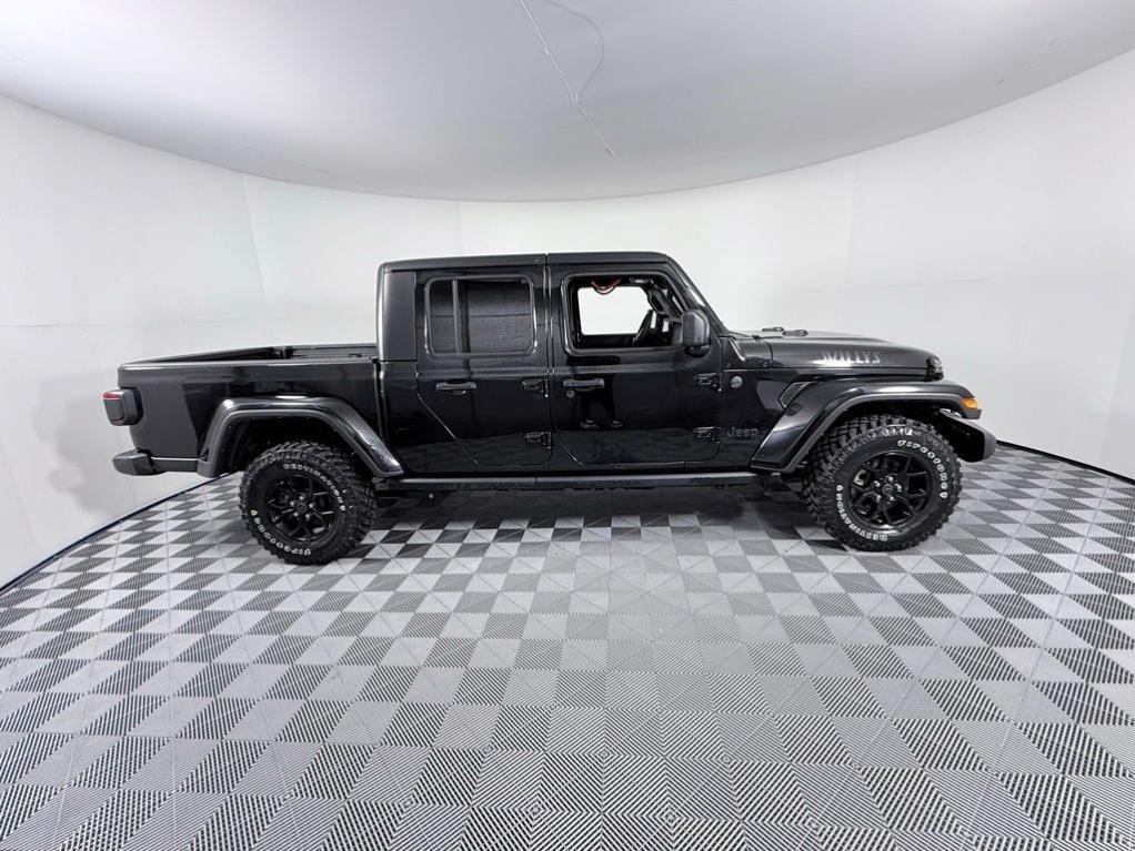 used 2024 Jeep Gladiator car, priced at $36,787