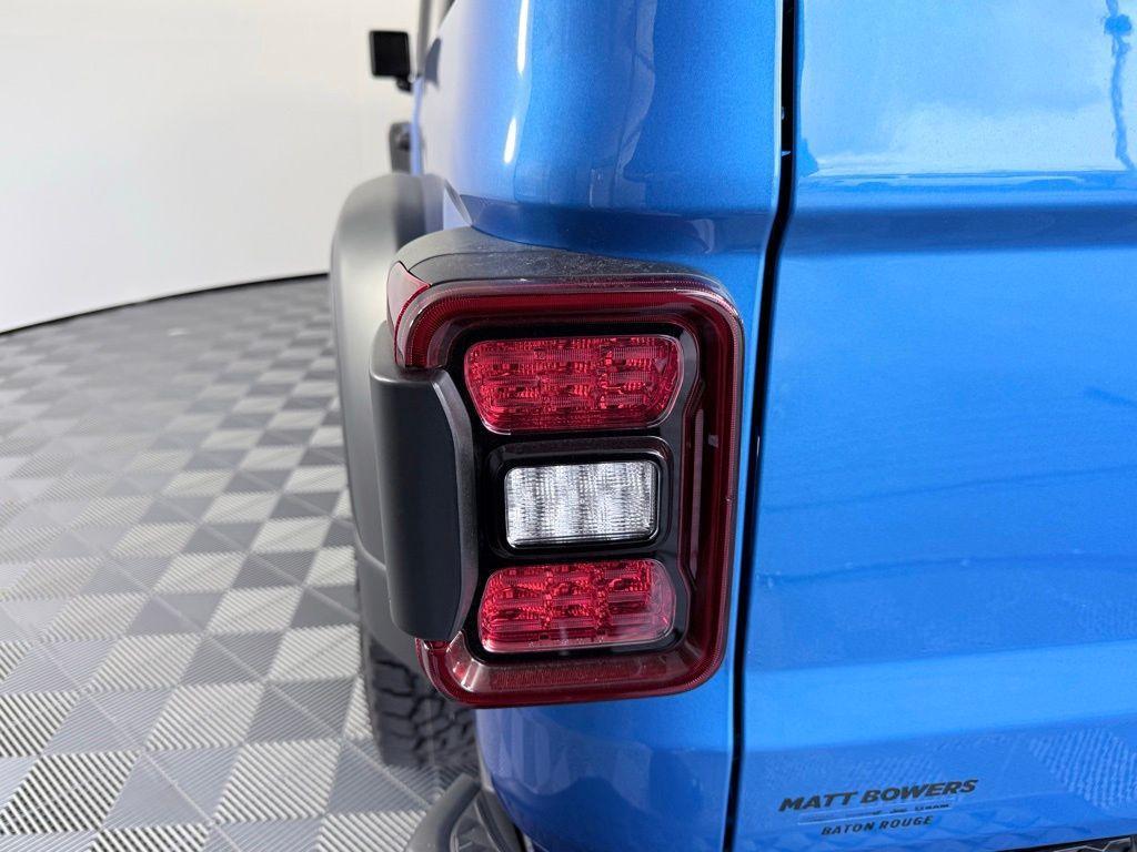 new 2026 Jeep Gladiator car, priced at $51,408