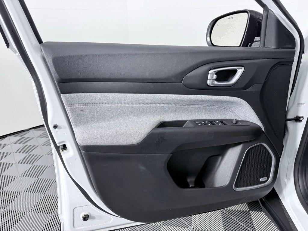 used 2023 Jeep Compass car, priced at $23,887