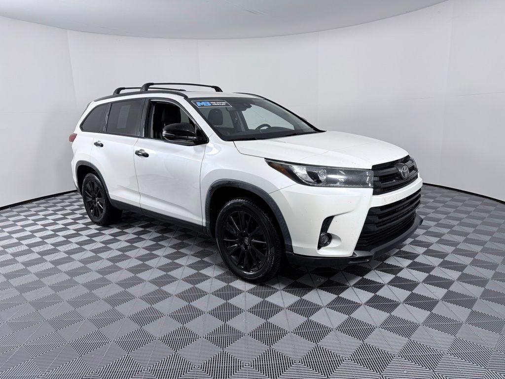 used 2019 Toyota Highlander car, priced at $14,103