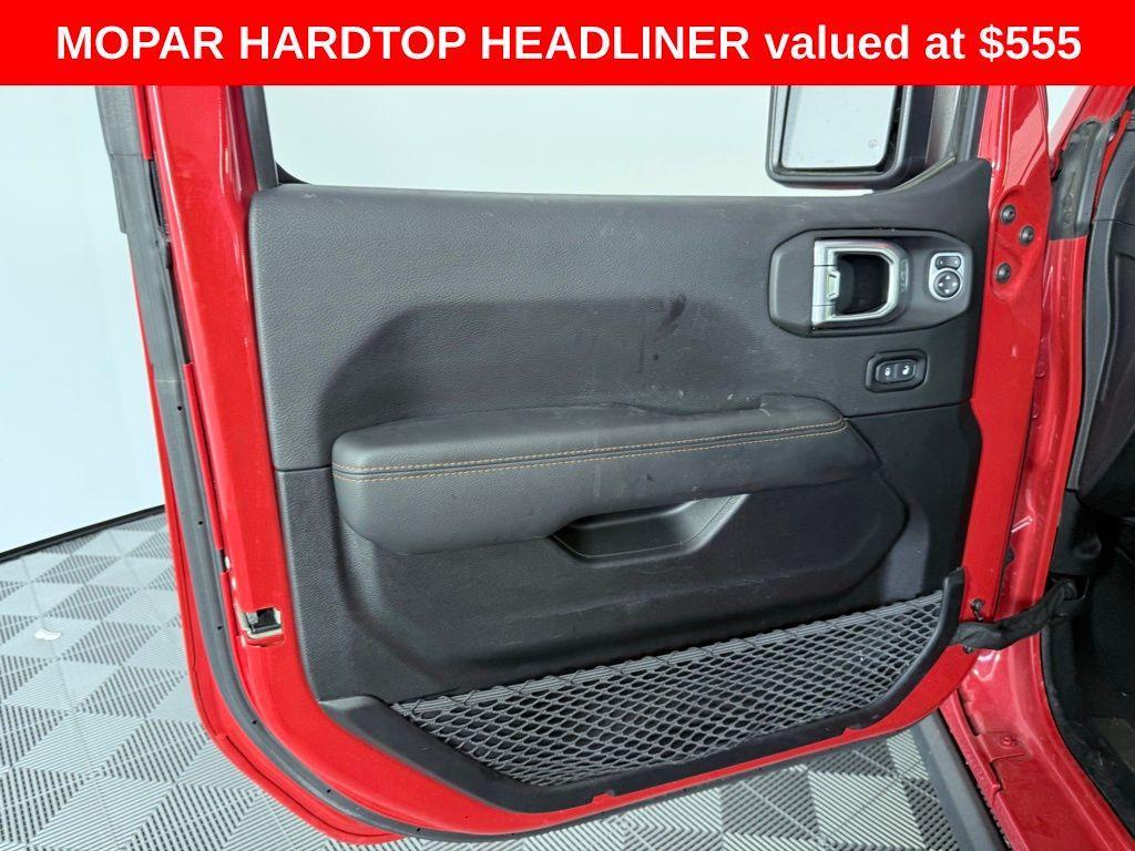 used 2021 Jeep Gladiator car, priced at $33,487