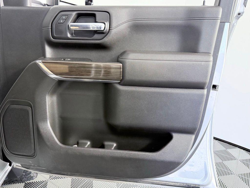 used 2022 Chevrolet Silverado 3500 car, priced at $38,987