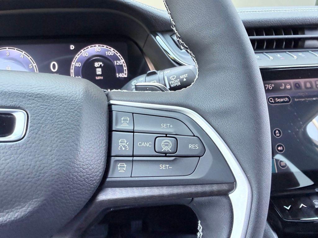 new 2026 Jeep Grand Cherokee car, priced at $39,191