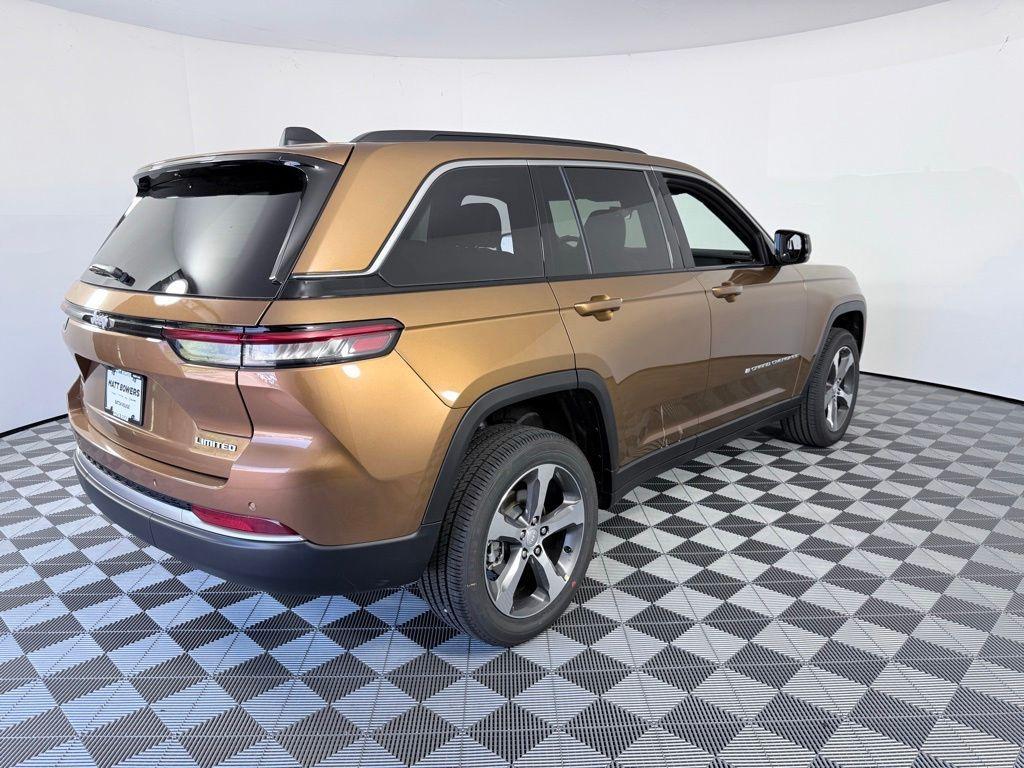 new 2026 Jeep Grand Cherokee car, priced at $39,191