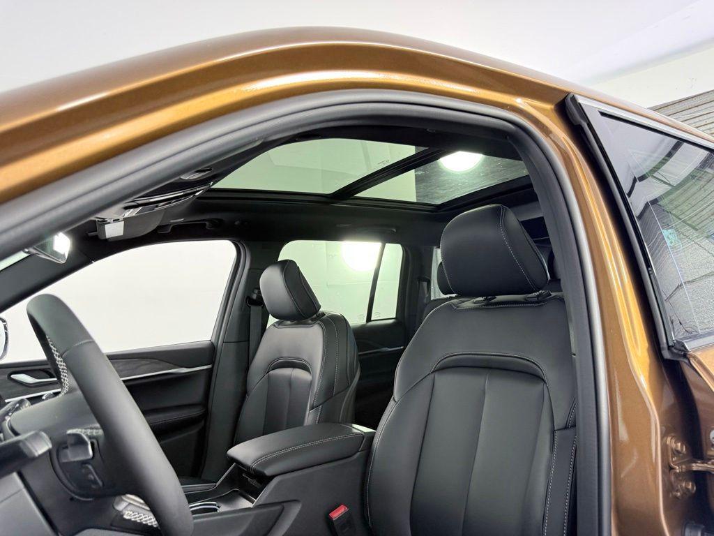 new 2026 Jeep Grand Cherokee car, priced at $39,191