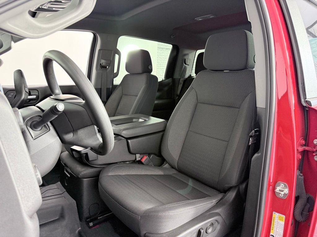 used 2025 Chevrolet Silverado 1500 car, priced at $38,687
