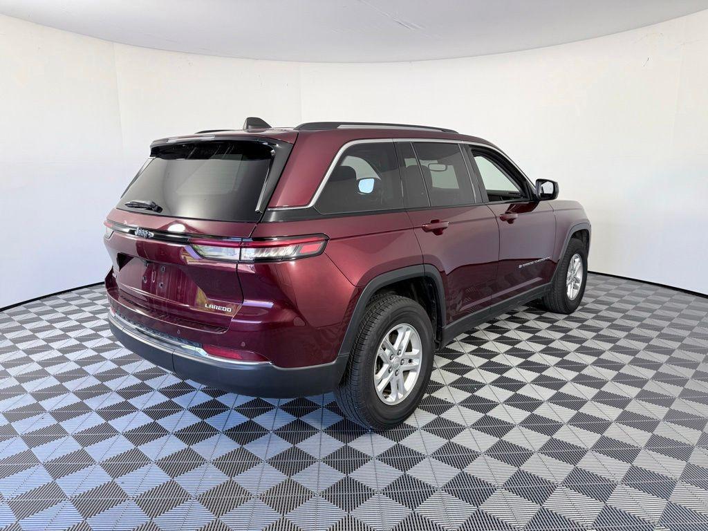 used 2024 Jeep Grand Cherokee car, priced at $27,987
