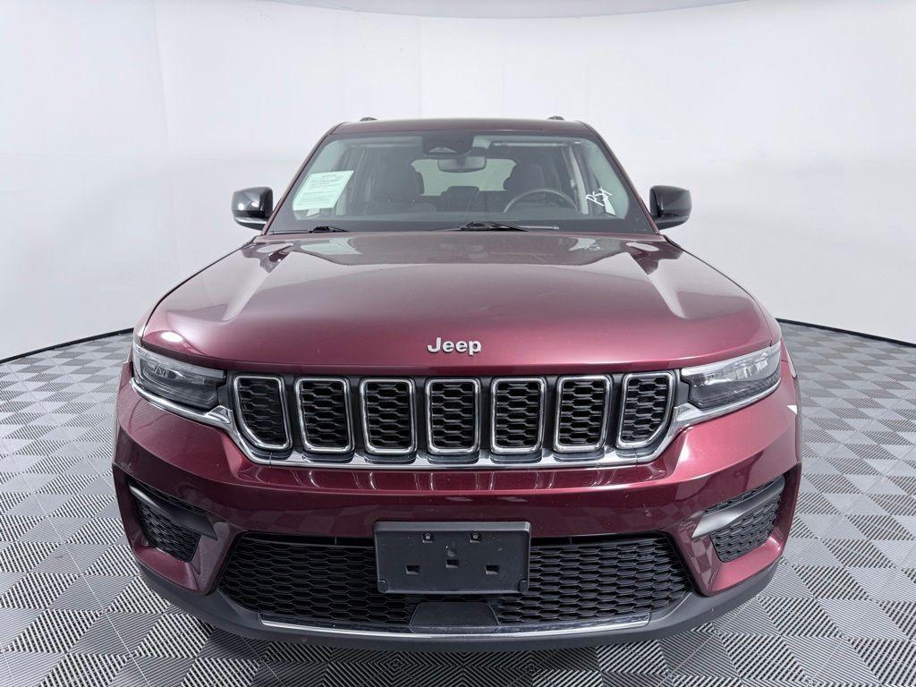 used 2024 Jeep Grand Cherokee car, priced at $27,987