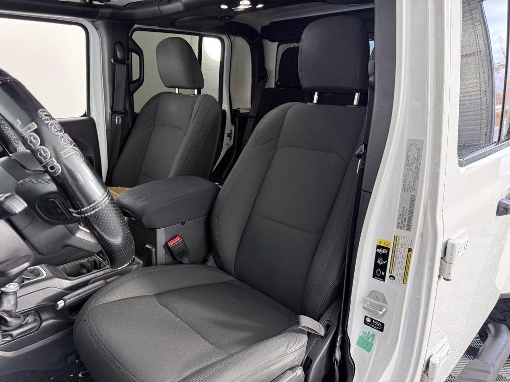 used 2021 Jeep Gladiator car, priced at $25,477