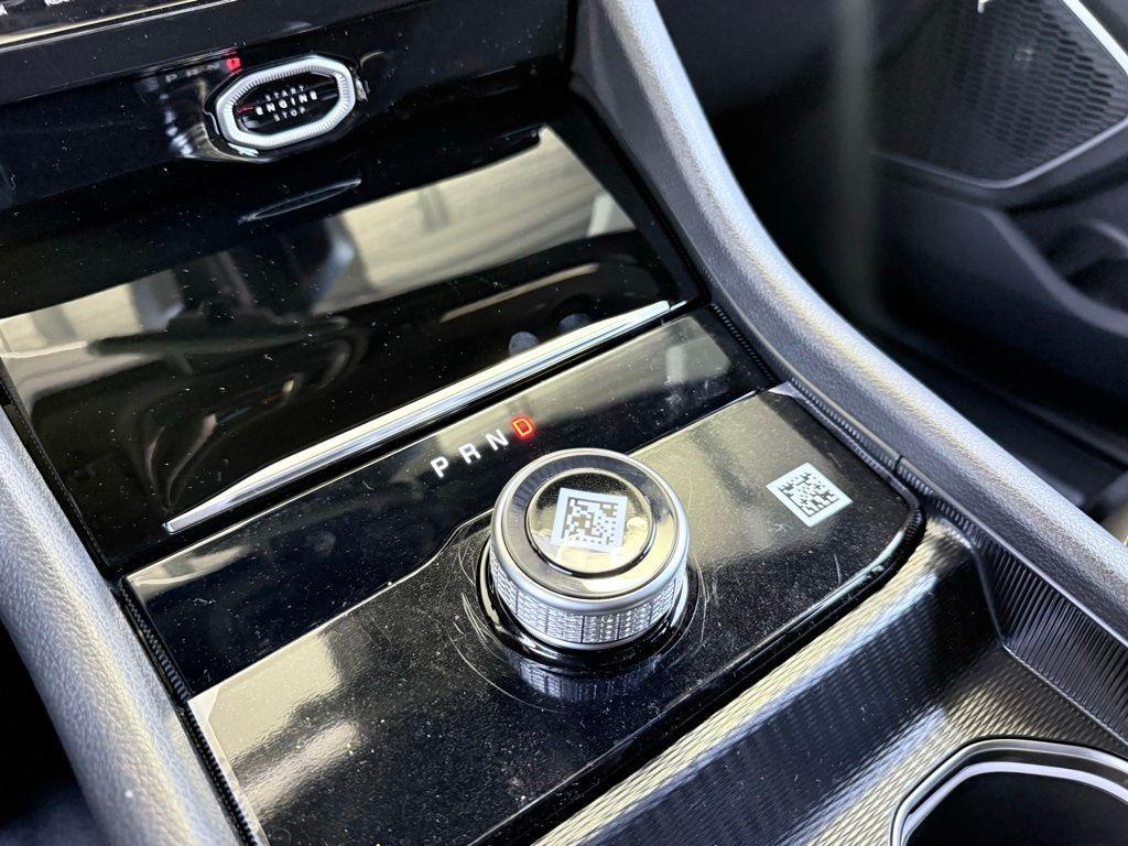 new 2026 Jeep Grand Cherokee car, priced at $41,596