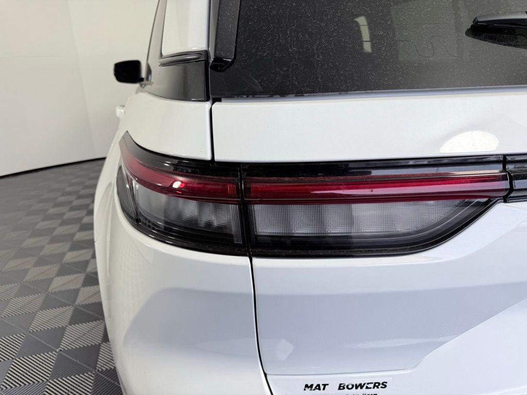 new 2026 Jeep Grand Cherokee car, priced at $39,100