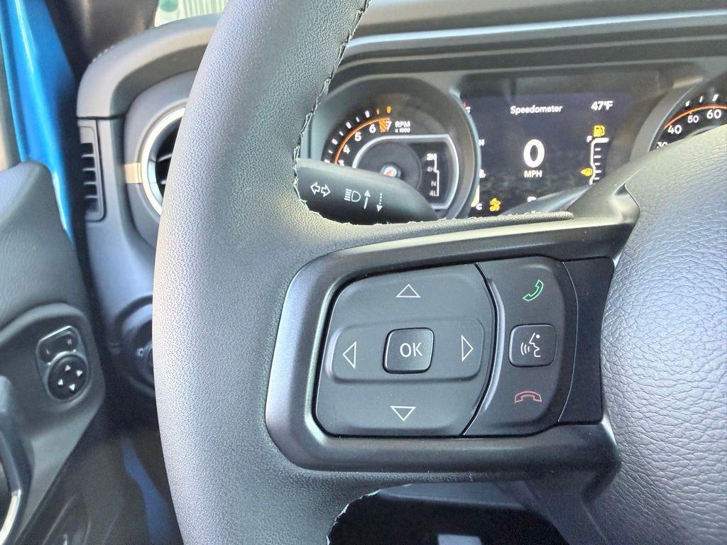 new 2026 Jeep Gladiator car, priced at $43,027