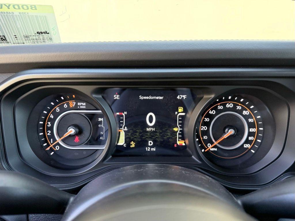 new 2026 Jeep Gladiator car, priced at $43,027