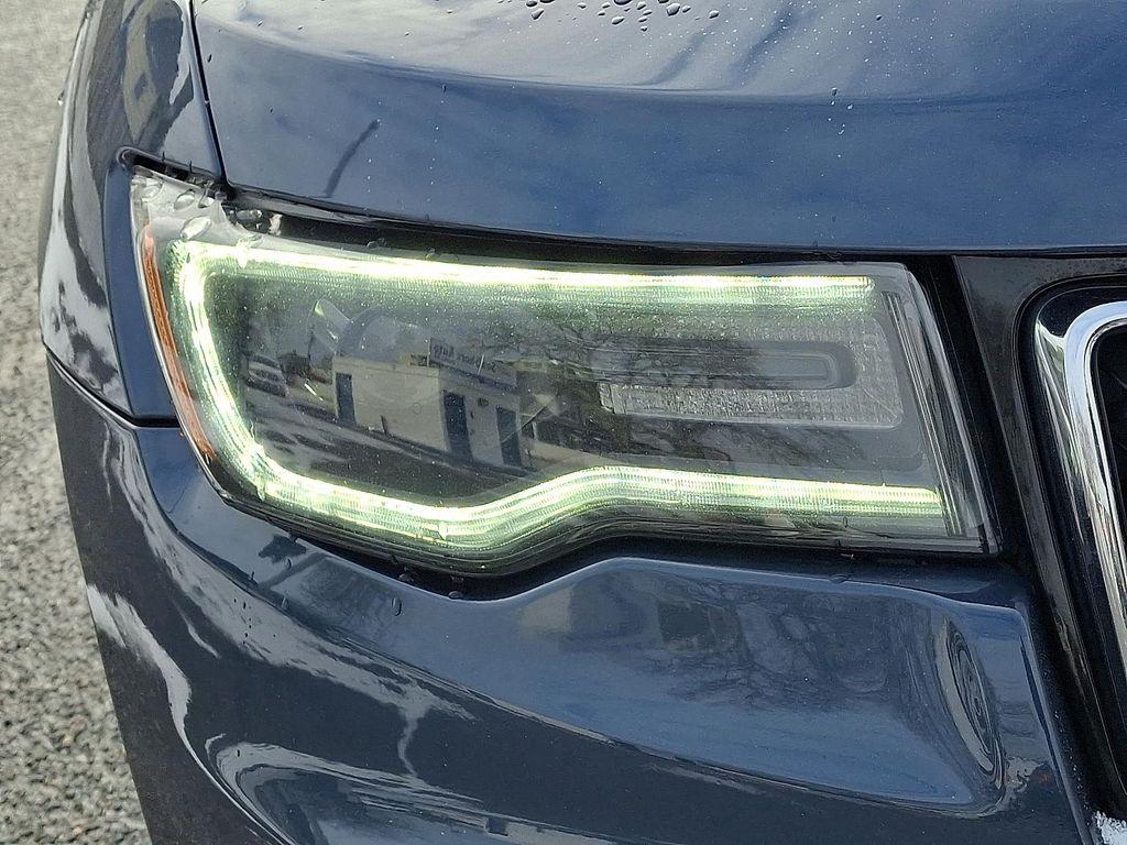 used 2020 Jeep Grand Cherokee car, priced at $13,995