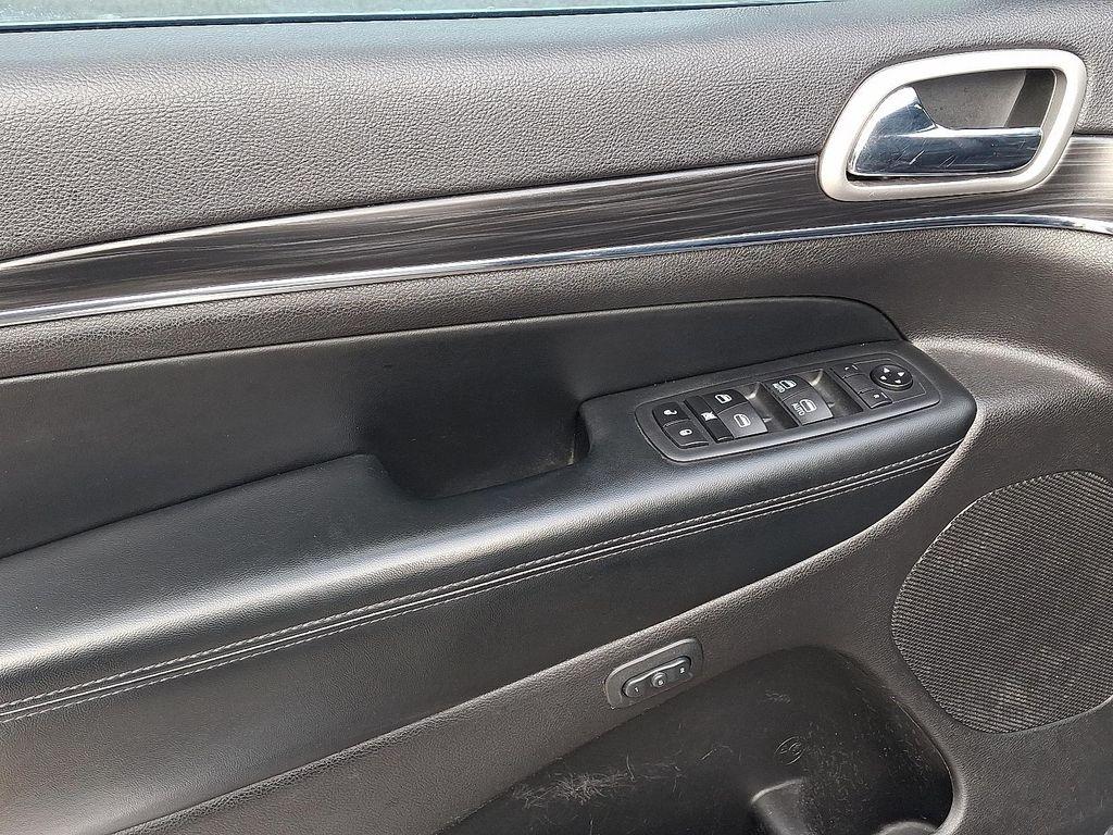 used 2020 Jeep Grand Cherokee car, priced at $13,995