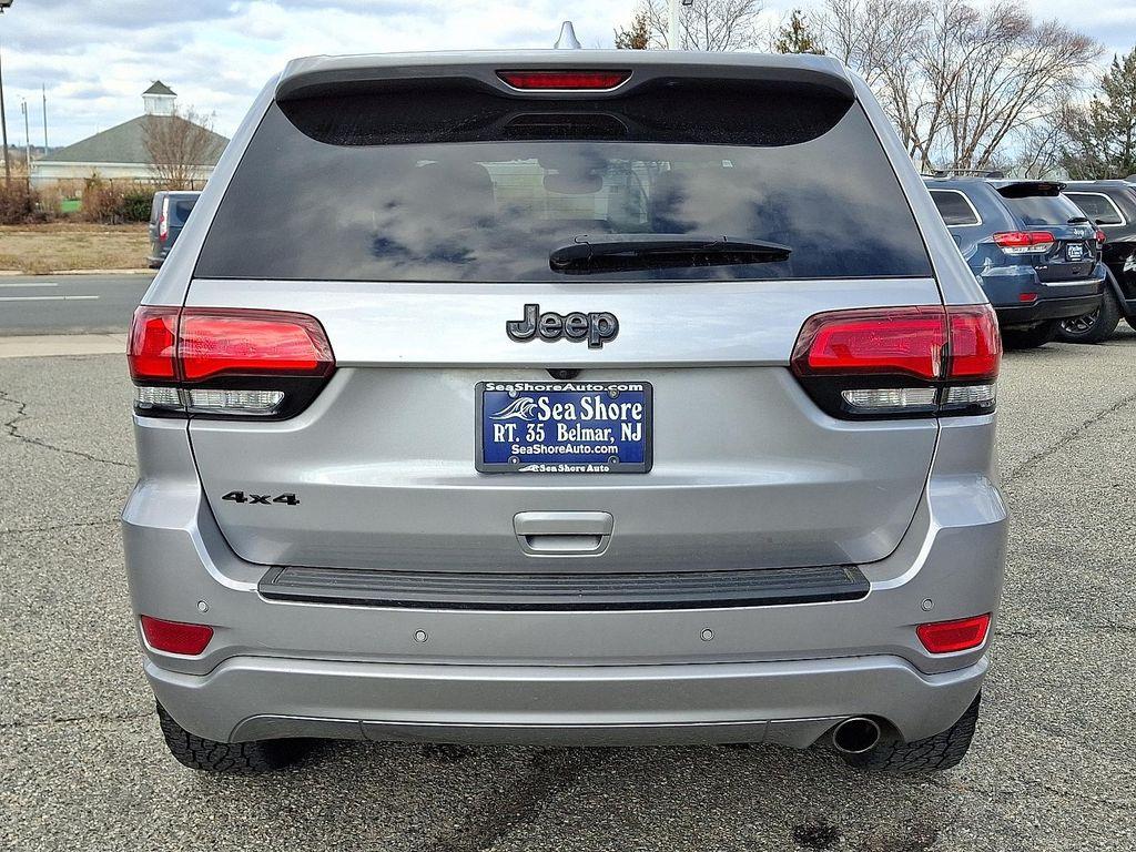 used 2020 Jeep Grand Cherokee car, priced at $17,995