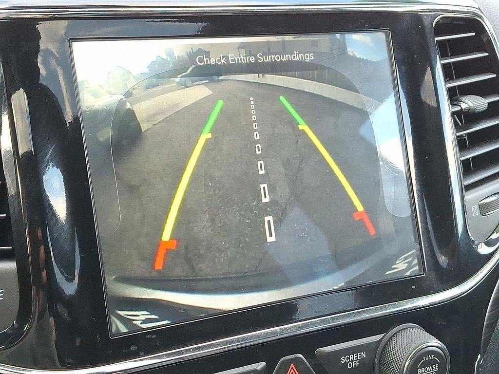 used 2020 Jeep Grand Cherokee car, priced at $17,995