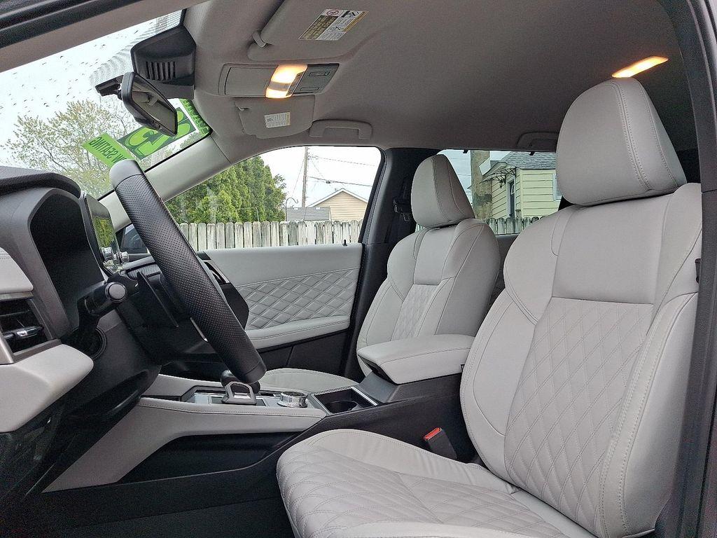 used 2023 Mitsubishi Outlander car, priced at $22,895
