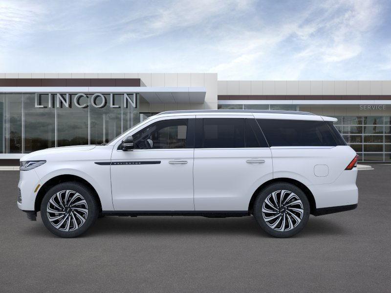 new 2025 Lincoln Navigator car, priced at $118,585