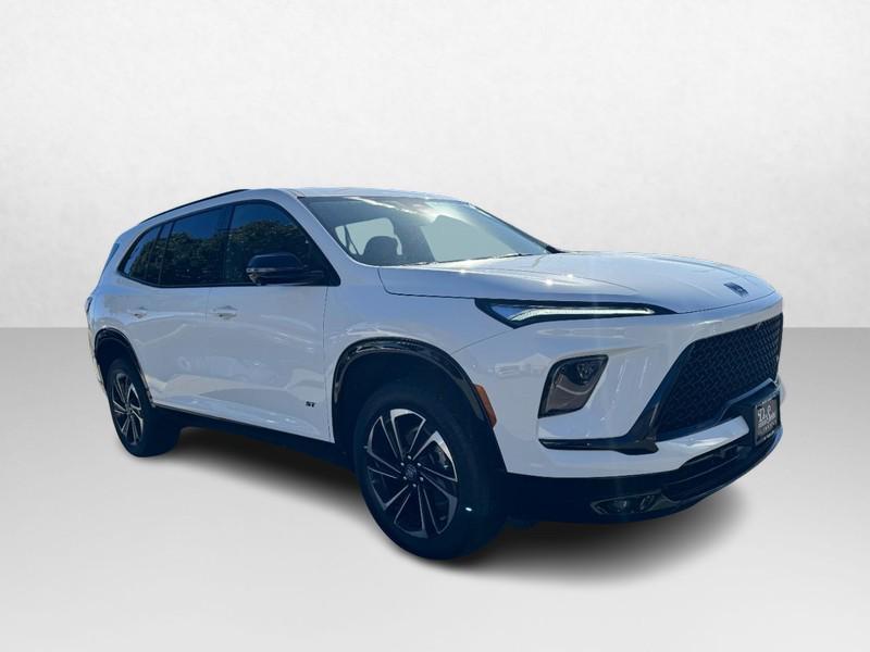 used 2025 Buick Enclave car, priced at $39,995