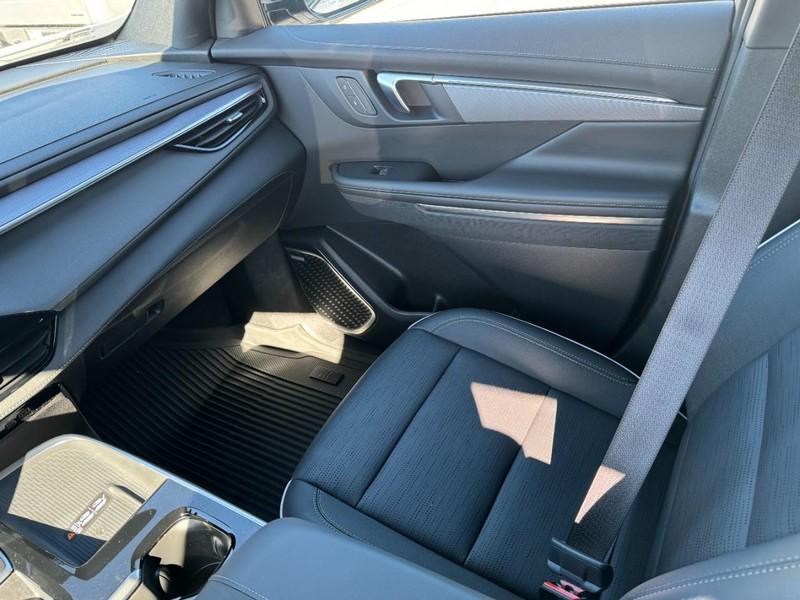 used 2025 Buick Enclave car, priced at $39,995