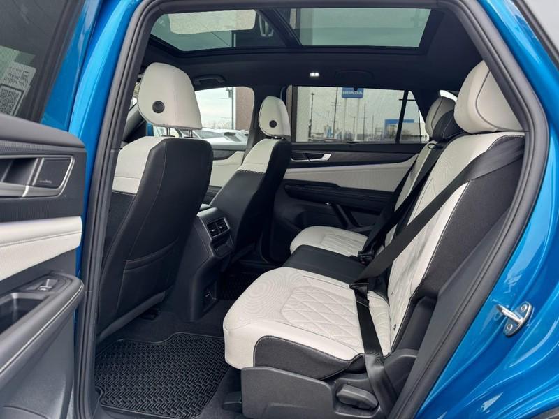 used 2025 Volkswagen Atlas Cross Sport car, priced at $40,397