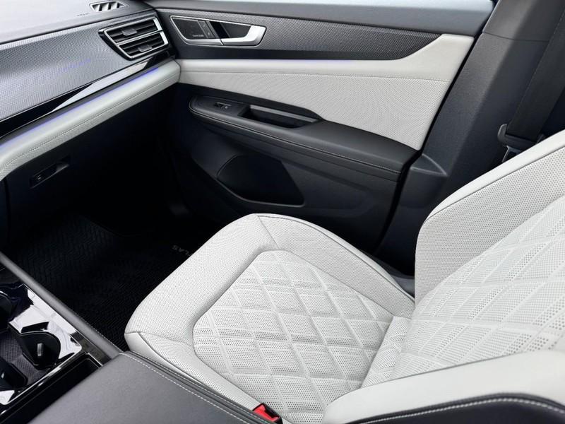 used 2025 Volkswagen Atlas Cross Sport car, priced at $40,397