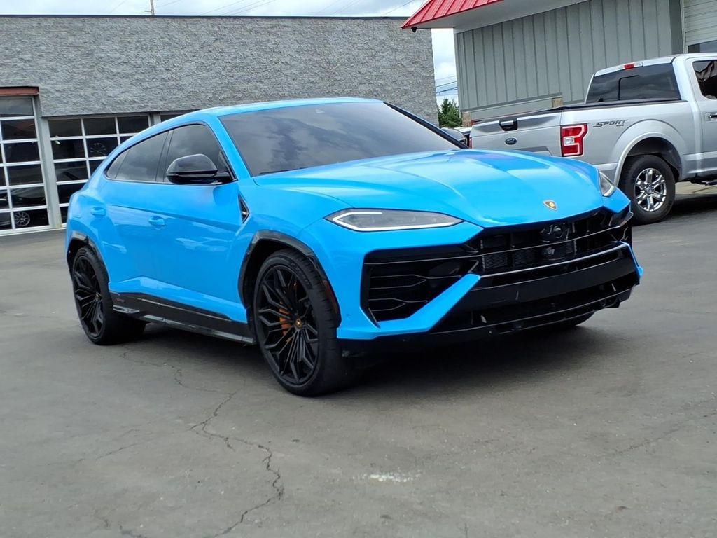used 2025 Lamborghini Urus car, priced at $319,995