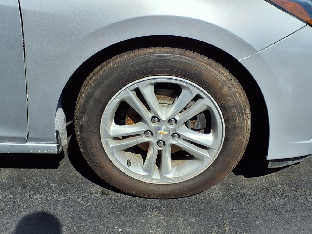 used 2018 Chevrolet Cruze car, priced at $9,995