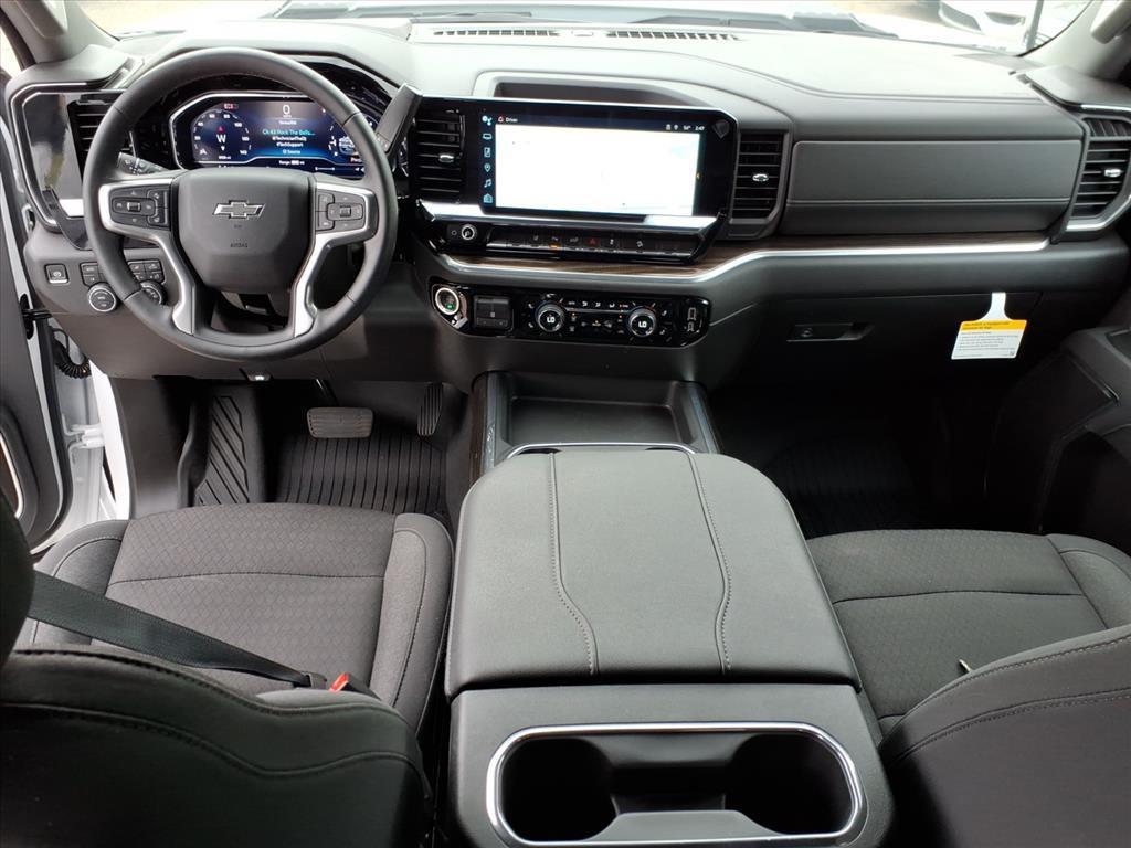 used 2025 Chevrolet Silverado 3500 car, priced at $61,995