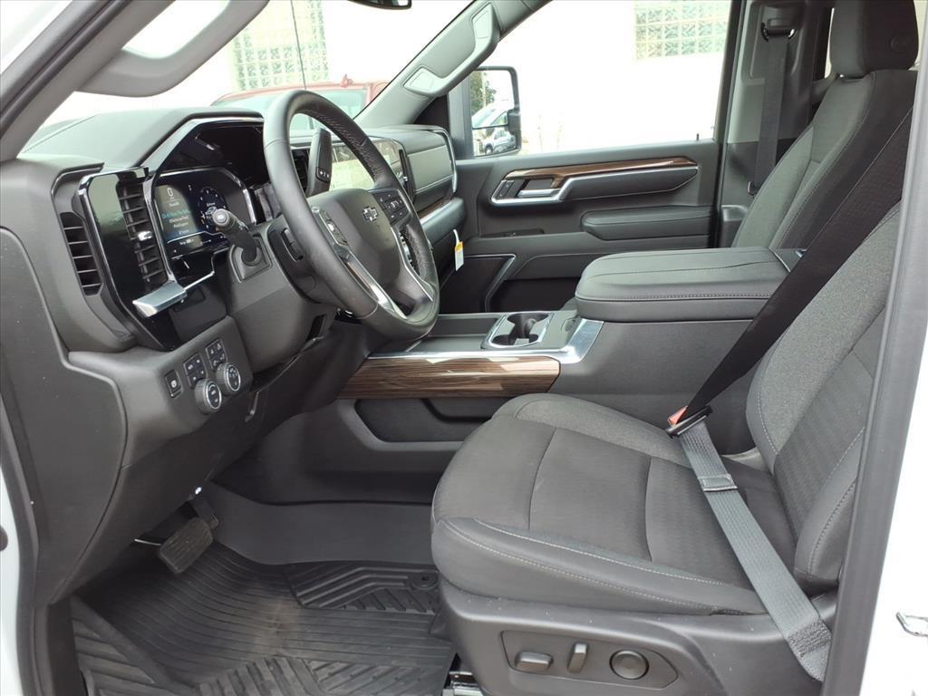 used 2025 Chevrolet Silverado 3500 car, priced at $61,995