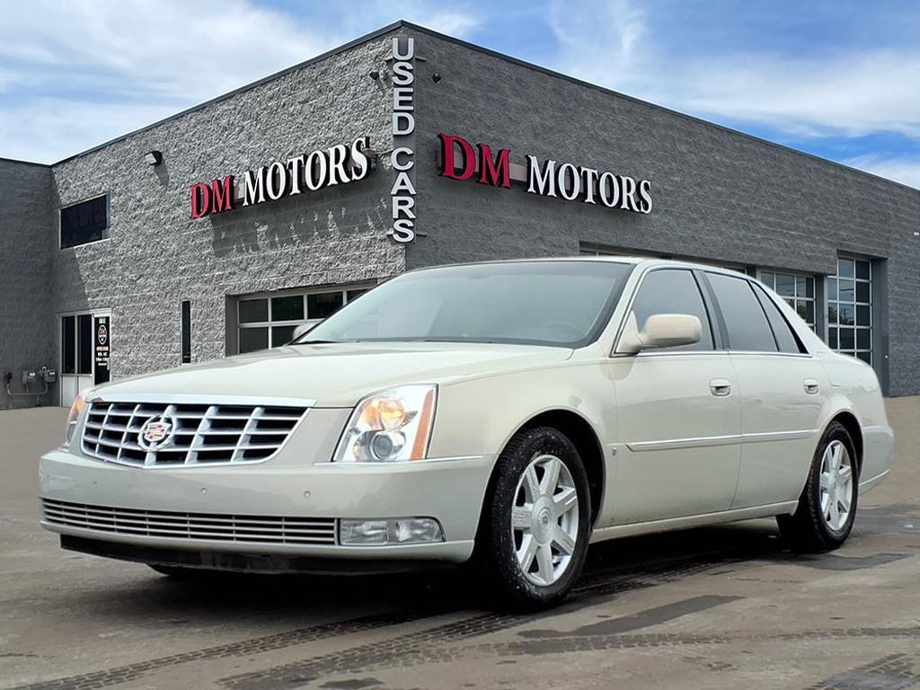 used 2007 Cadillac DTS car, priced at $17,995
