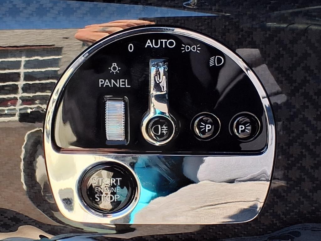 used 2025 Rolls-Royce Cullinan car, priced at $499,995