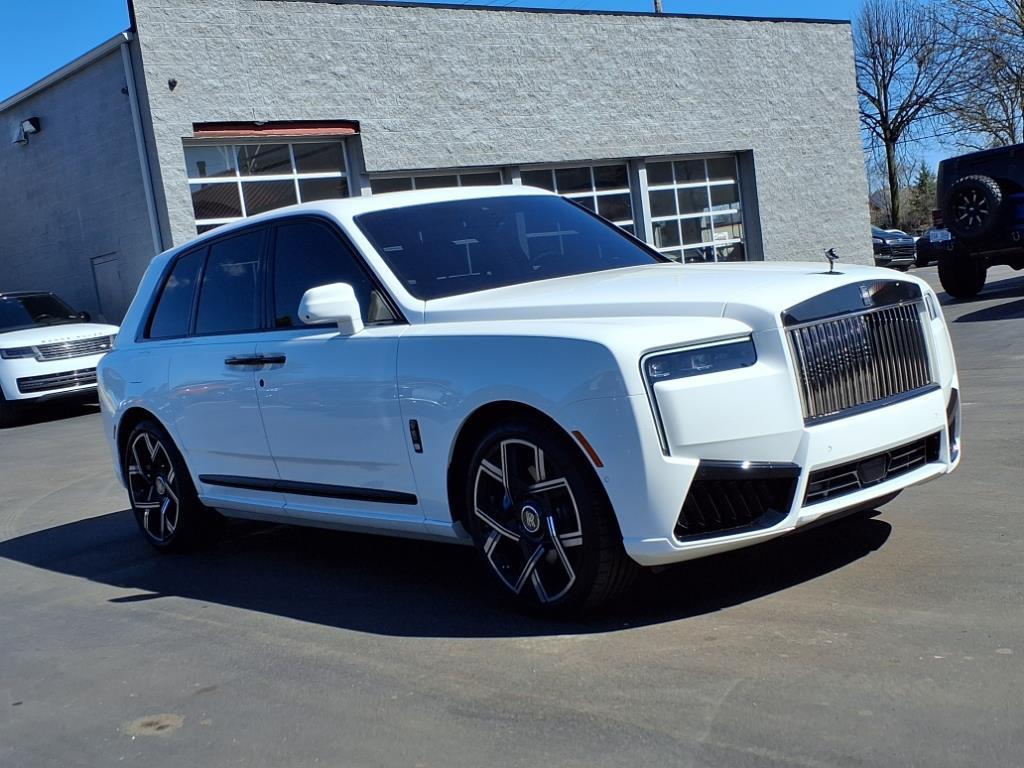 used 2025 Rolls-Royce Cullinan car, priced at $499,995
