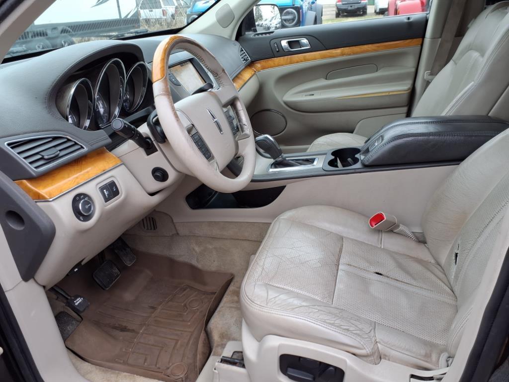 used 2011 Lincoln MKT car, priced at $2,995