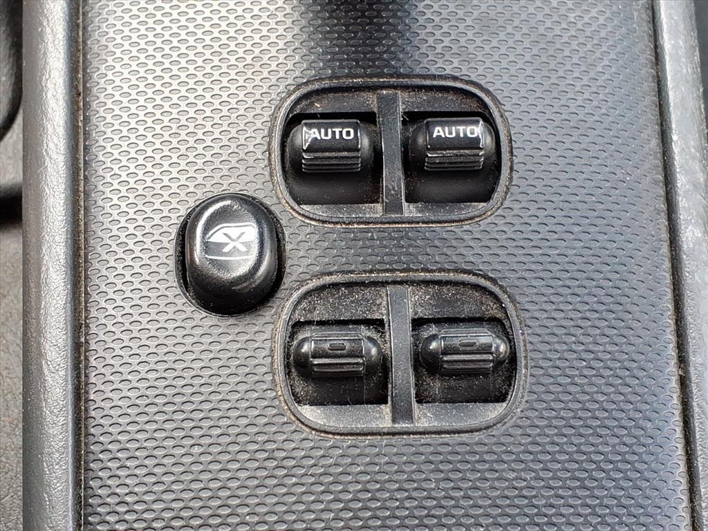 used 2006 Jeep Liberty car, priced at $3,995