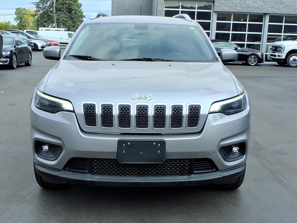 used 2019 Jeep Cherokee car, priced at $12,995