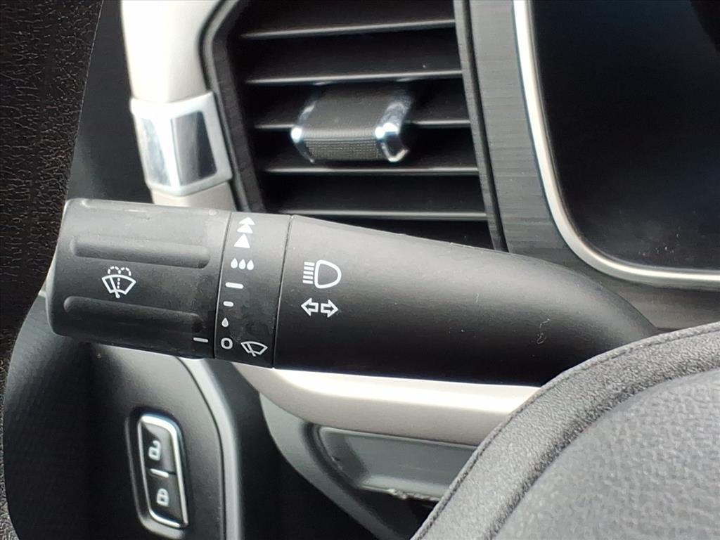 used 2022 Ford F-150 car, priced at $39,995