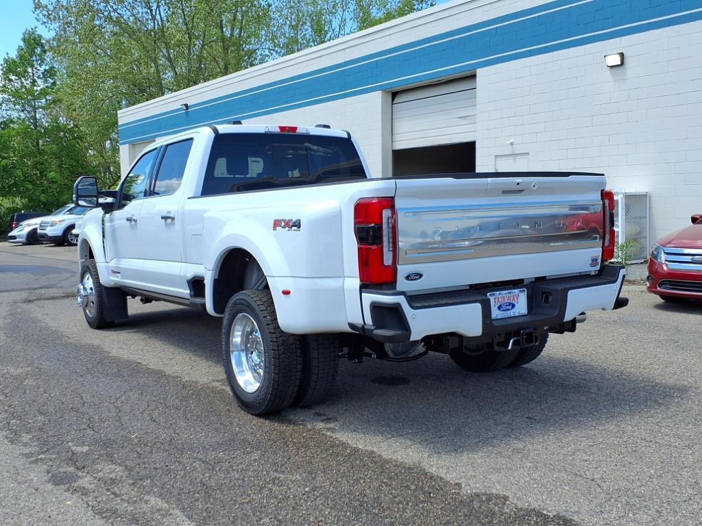used 2025 Ford F-450 car, priced at $109,995