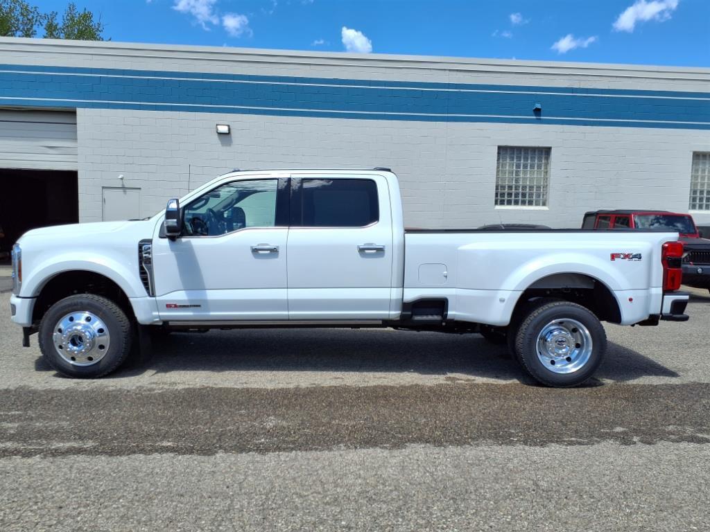 used 2025 Ford F-450 car, priced at $109,995