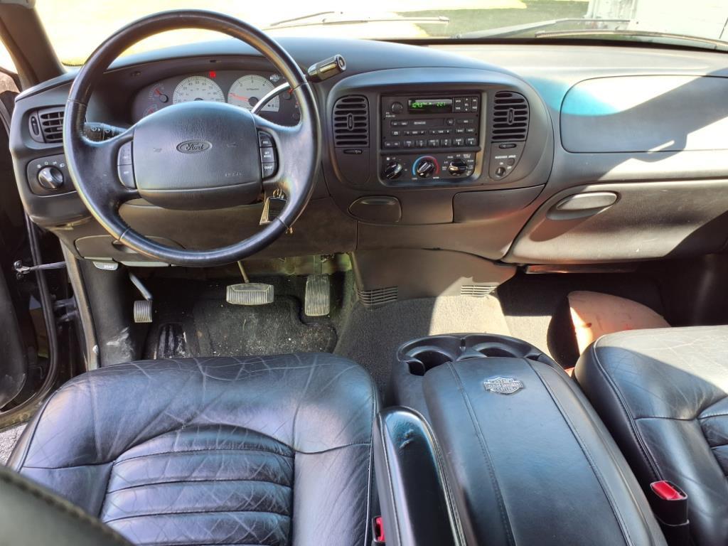 used 2000 Ford F-150 car, priced at $10,500