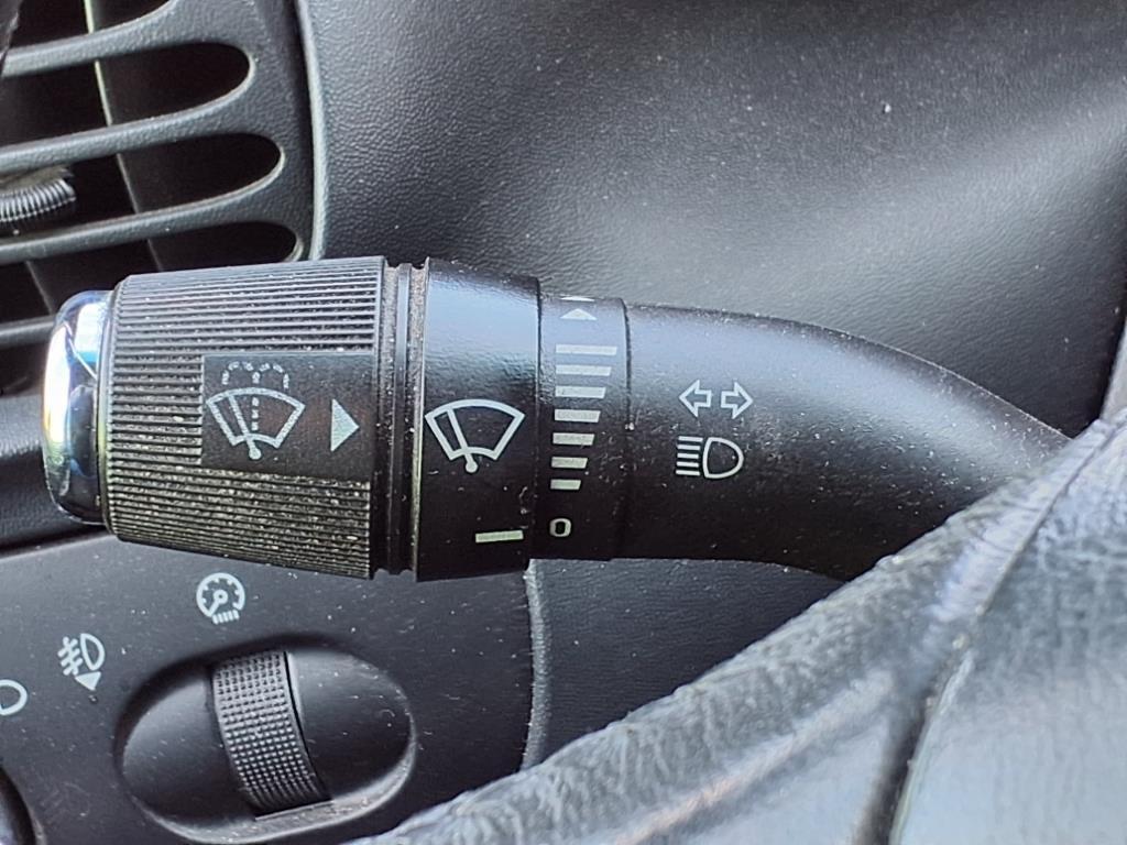 used 2000 Ford F-150 car, priced at $10,500