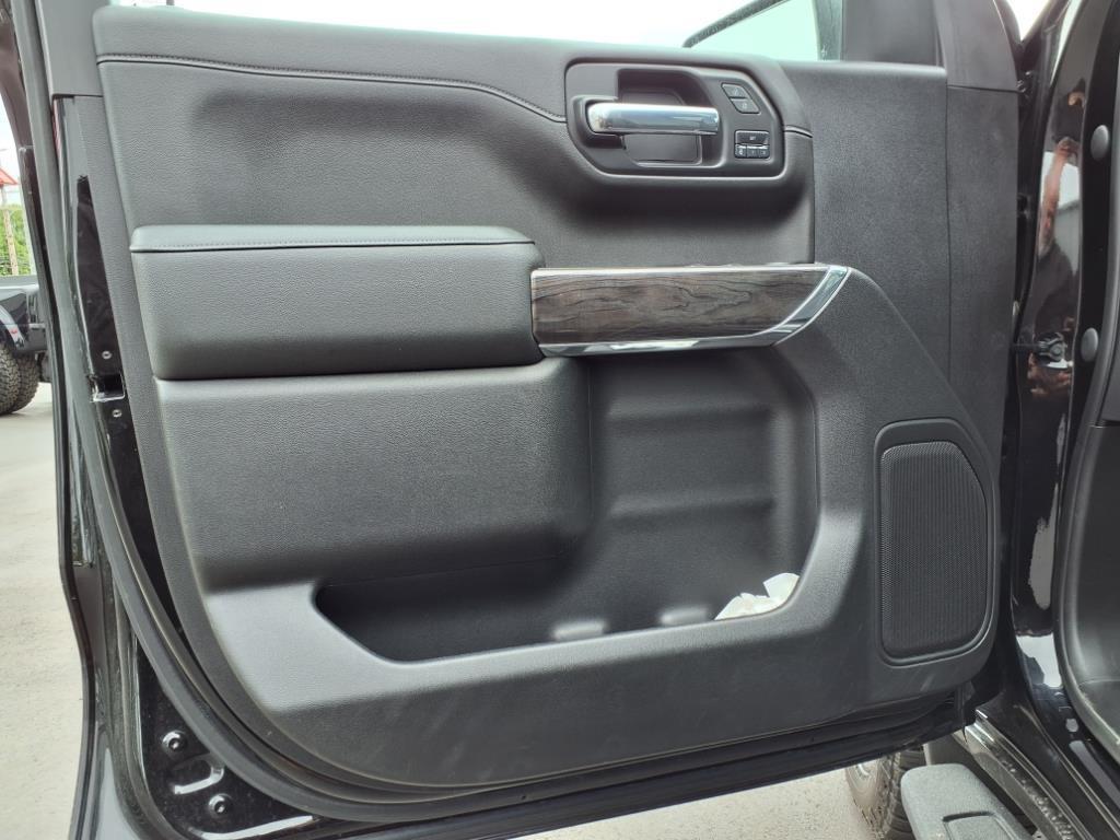 used 2021 Chevrolet Silverado 1500 car, priced at $44,995