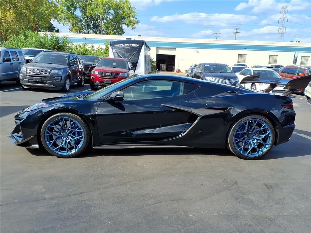 used 2025 Chevrolet Corvette car, priced at $499,995