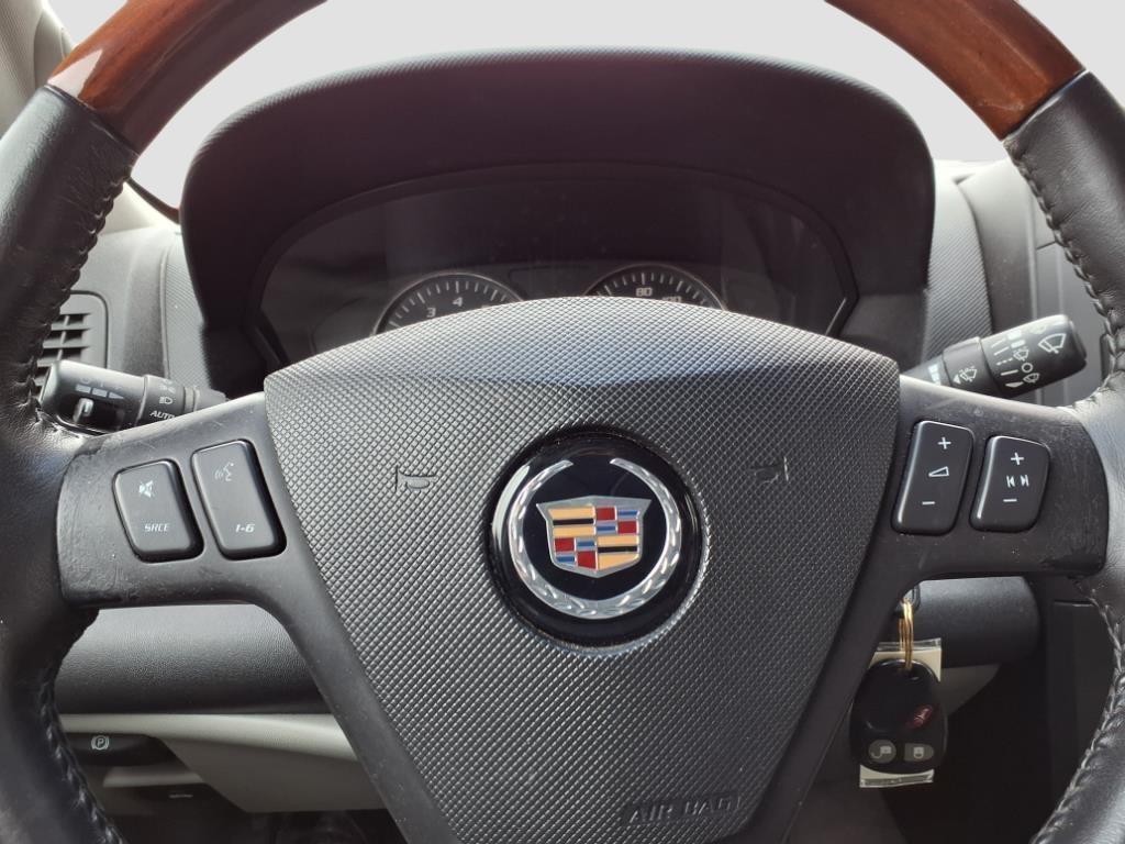 used 2005 Cadillac SRX car, priced at $3,995
