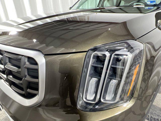 used 2023 Kia Telluride car, priced at $33,000