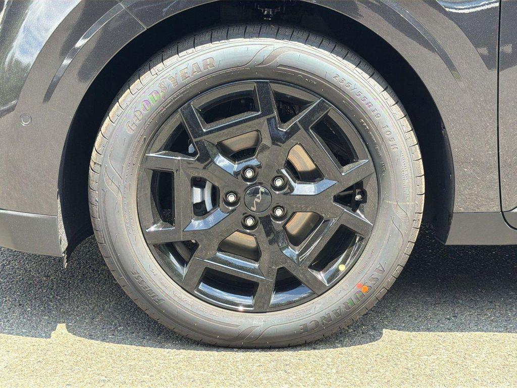 new 2026 Kia Carnival car, priced at $50,820