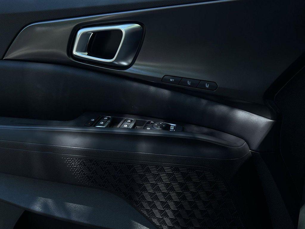 new 2026 Kia Carnival Hybrid car, priced at $53,365